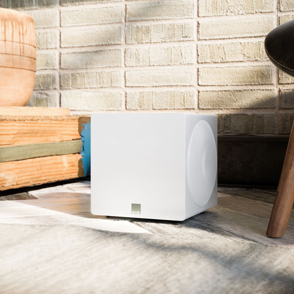 Front angle with smartphone EQ app