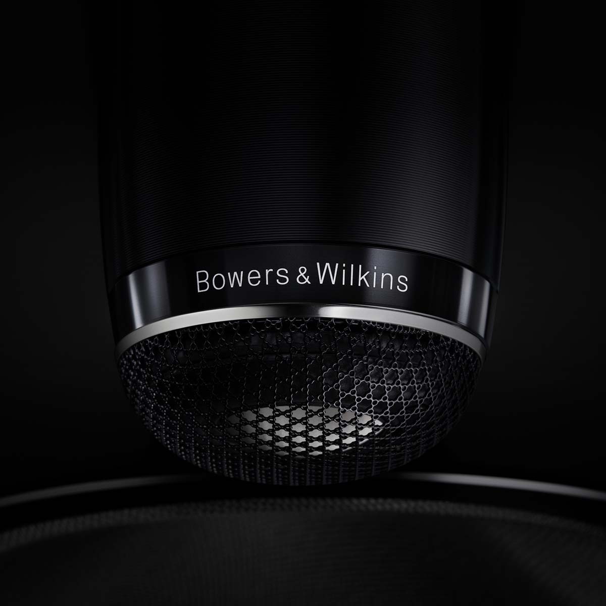 Bowers & Wilkins 801 D5 Floorstanding Loudspeaker - detail of Stealth Black top driver