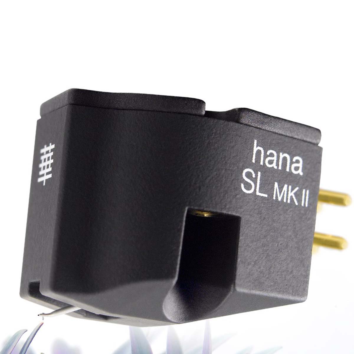 Hana Shibata Series SL Mark II Low-Output Moving Coil Phono Cartridge - black side view with needle to the left