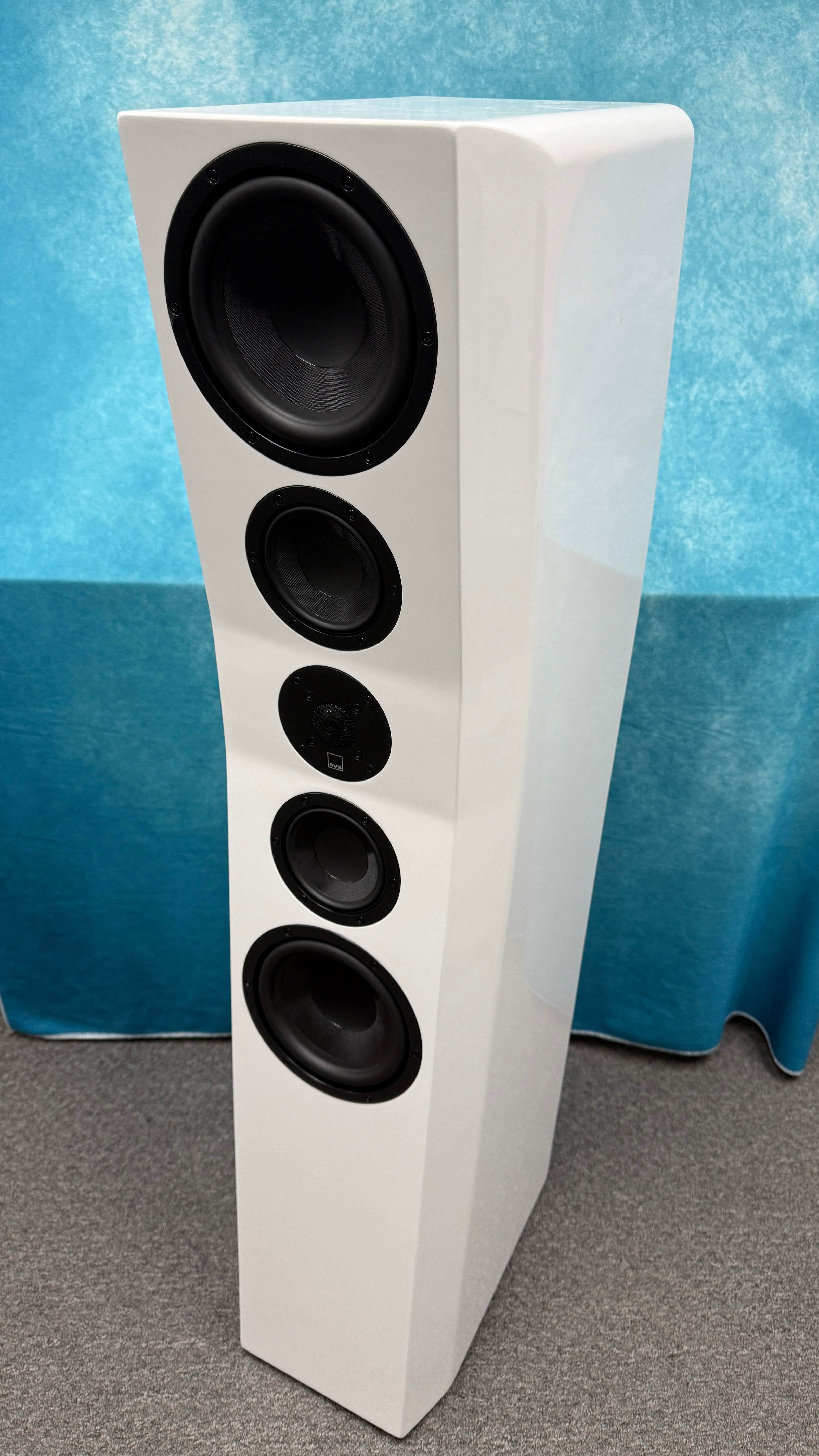 SVS:ULTRAEVO-TITAN-GW-EA-BSB 1