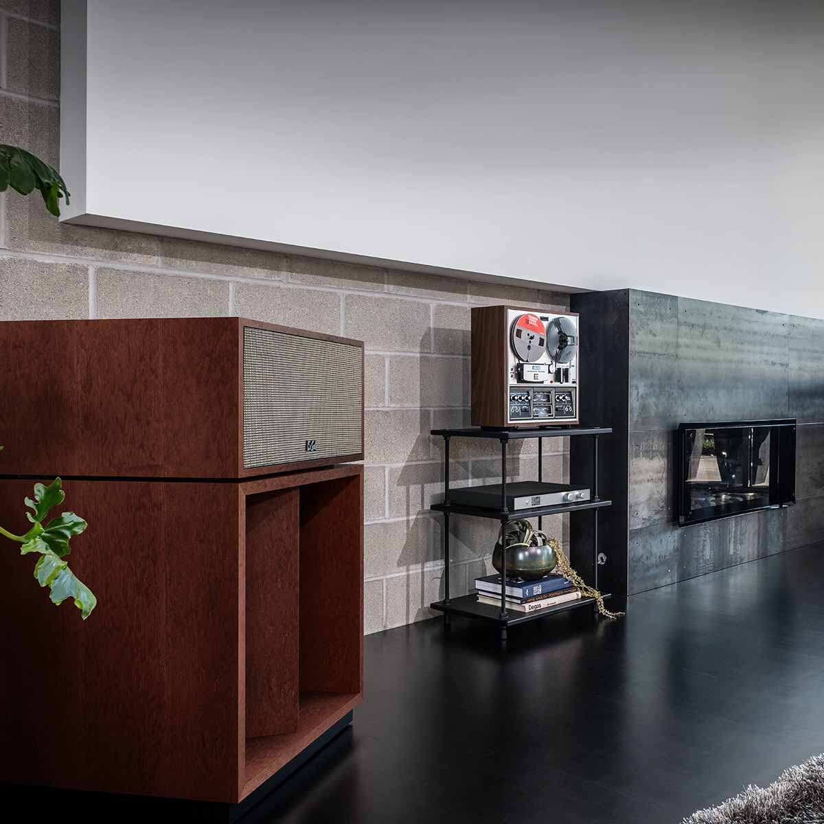 Klipsch La Scala AL6 3-Way Fully Horn-Loaded Loudspeaker - American Auburn - lifestyle shot side view