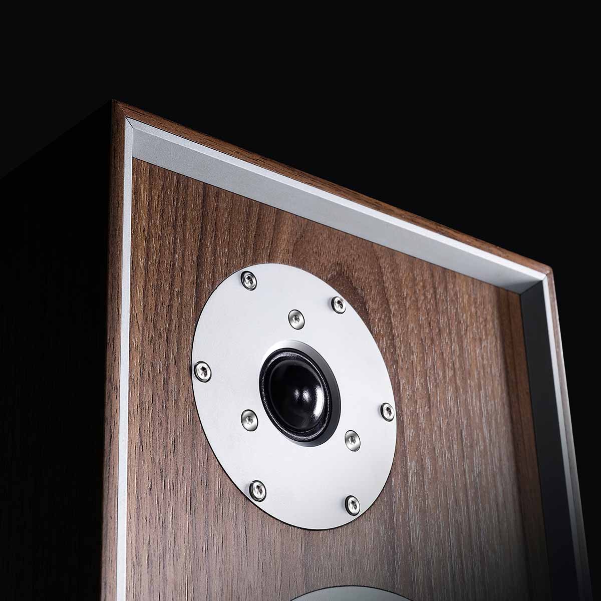 Leak Audio Sandwich 150 Bookshelf Loudspeakers - Walnut - front view without grille closeup of tweeter