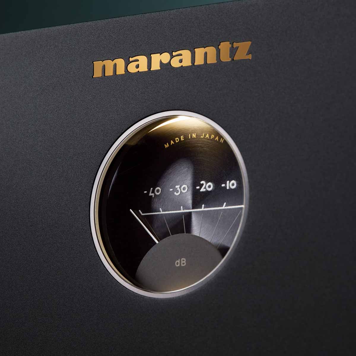 Marantz AMP20 Power Amplifier - detail closeup of circular db reader