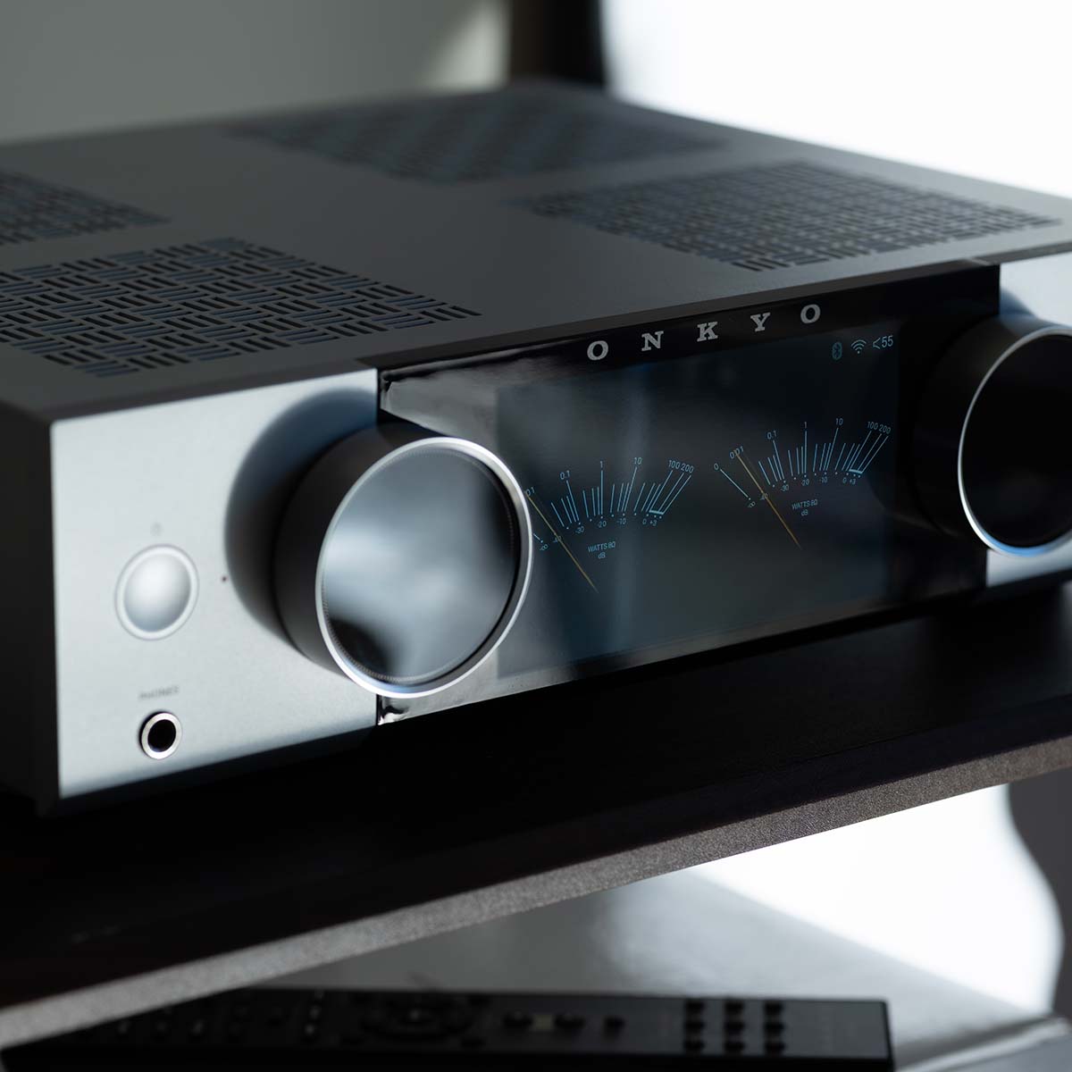 Onkyo Muse Y-50 Network Integrated Amplifier - Silver - lifestyle view of unit on shelf closeup