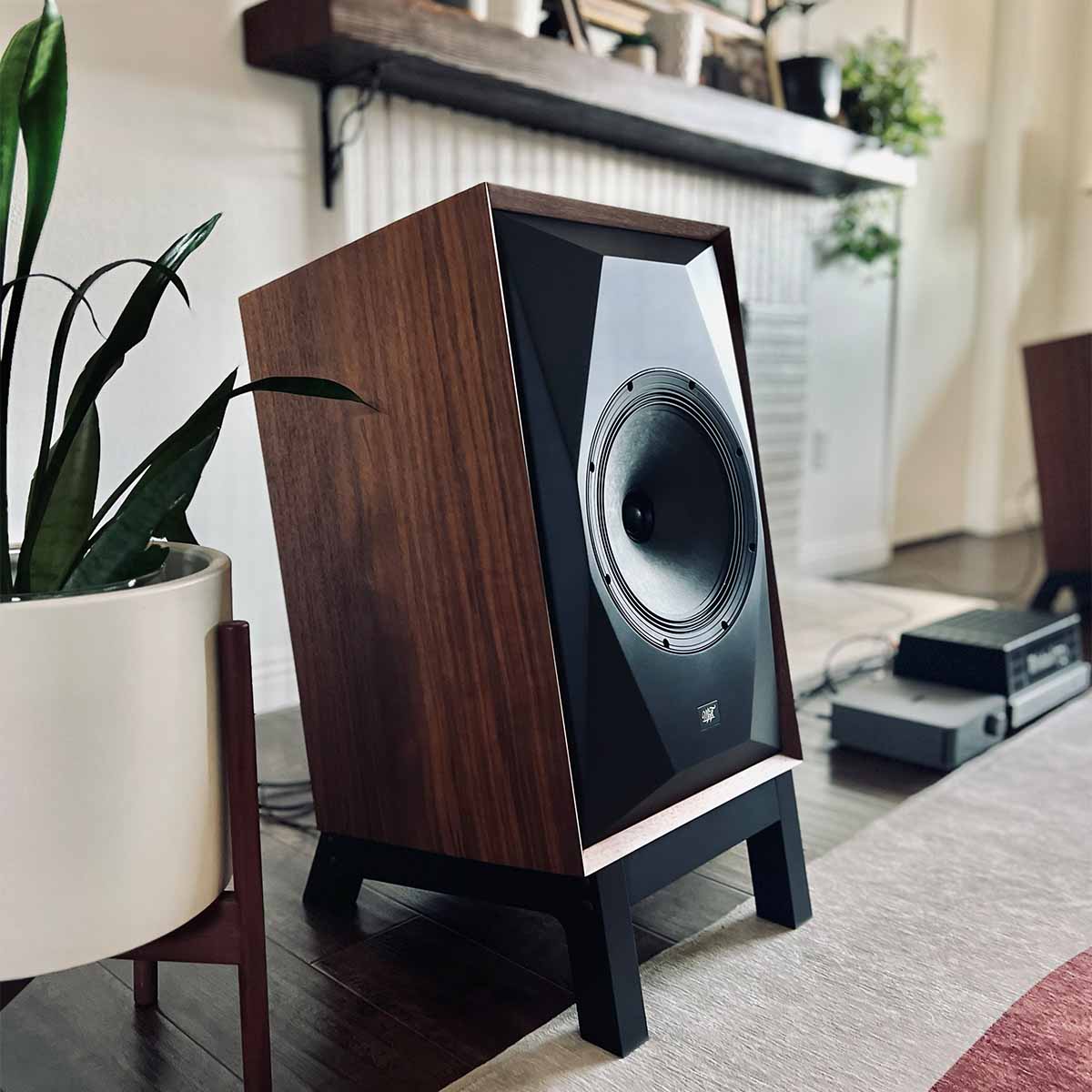 MoFi Electronics Low Slung Stands for SourcePoint 10 - lifestyle image