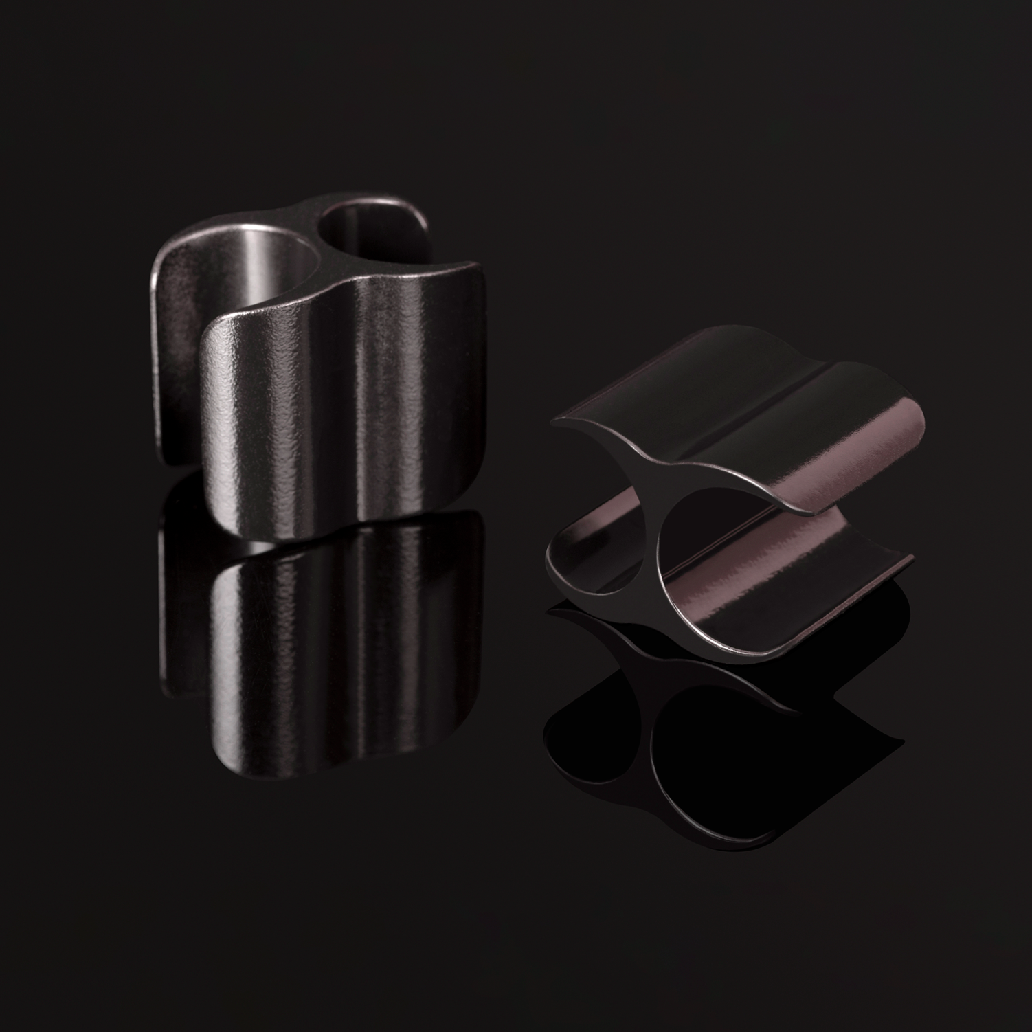 AudioQuest Brave Heart Full - Range - BHEART8BS 8 ft = 2.4 m Pair 2 x Bananas > 2 x Bananas