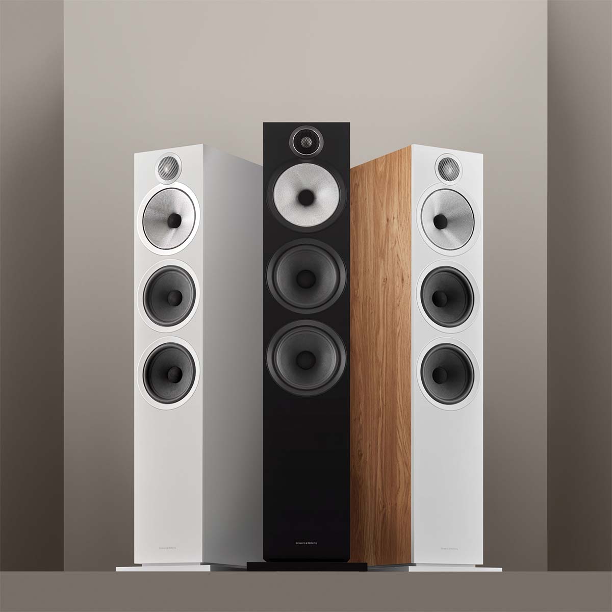Bowers & Wilkins 603 S3 Floorstanding Speaker beauty shot showing black