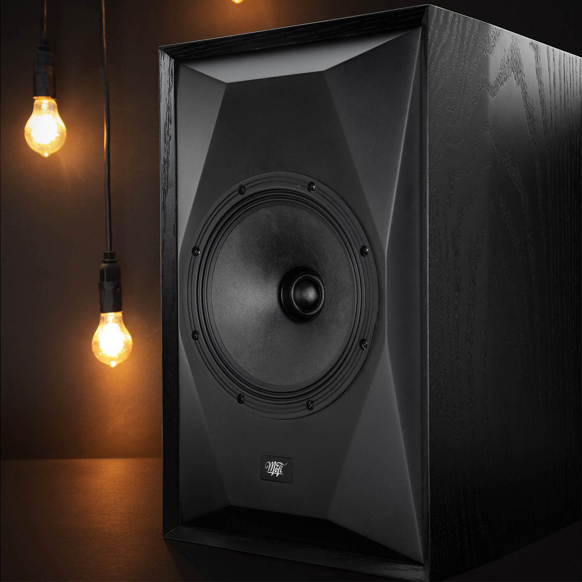 Cinematic SP8 Front Side View without Grille in black