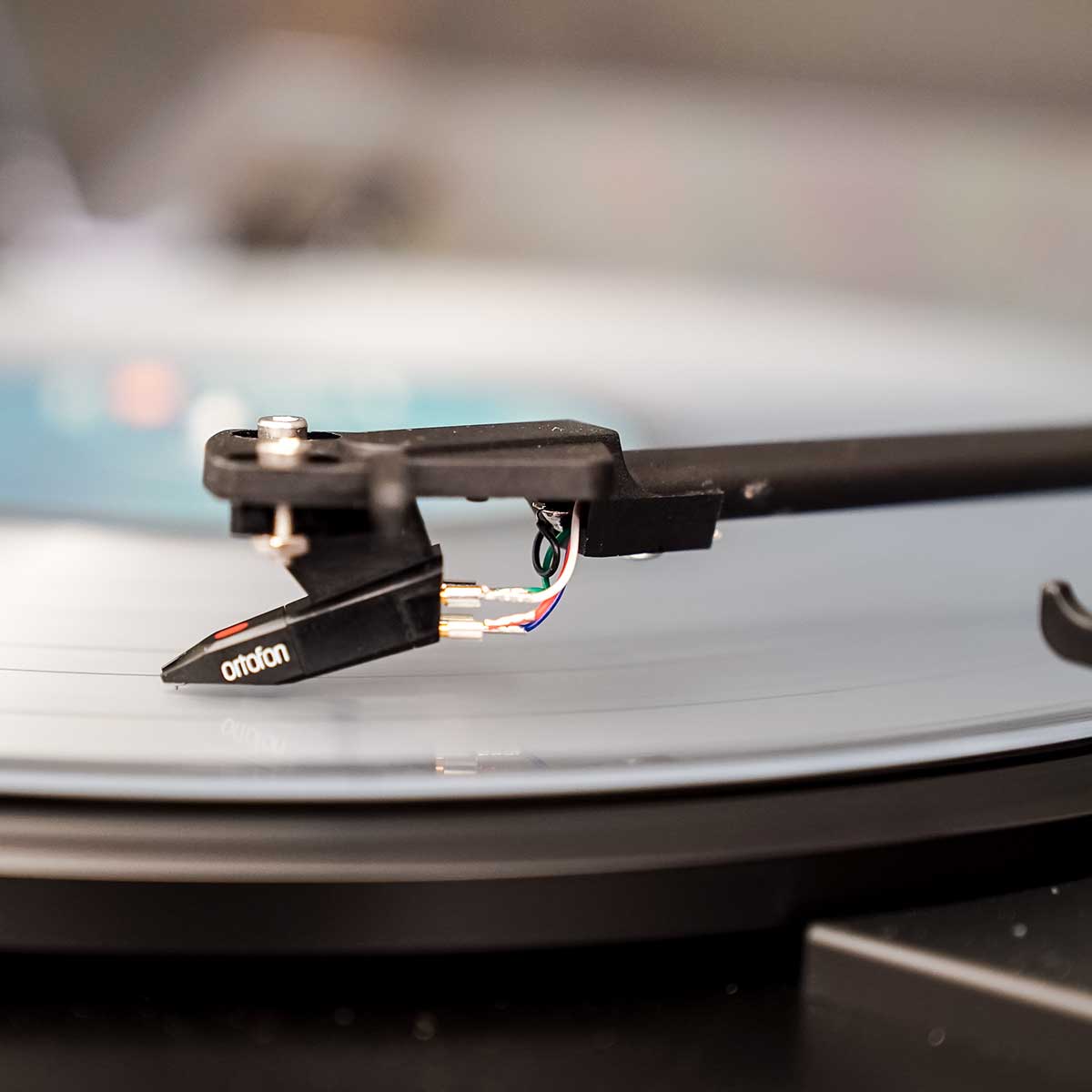 Pro-Ject Automat A1 Turntable with Ortofon OM10 Cartridge