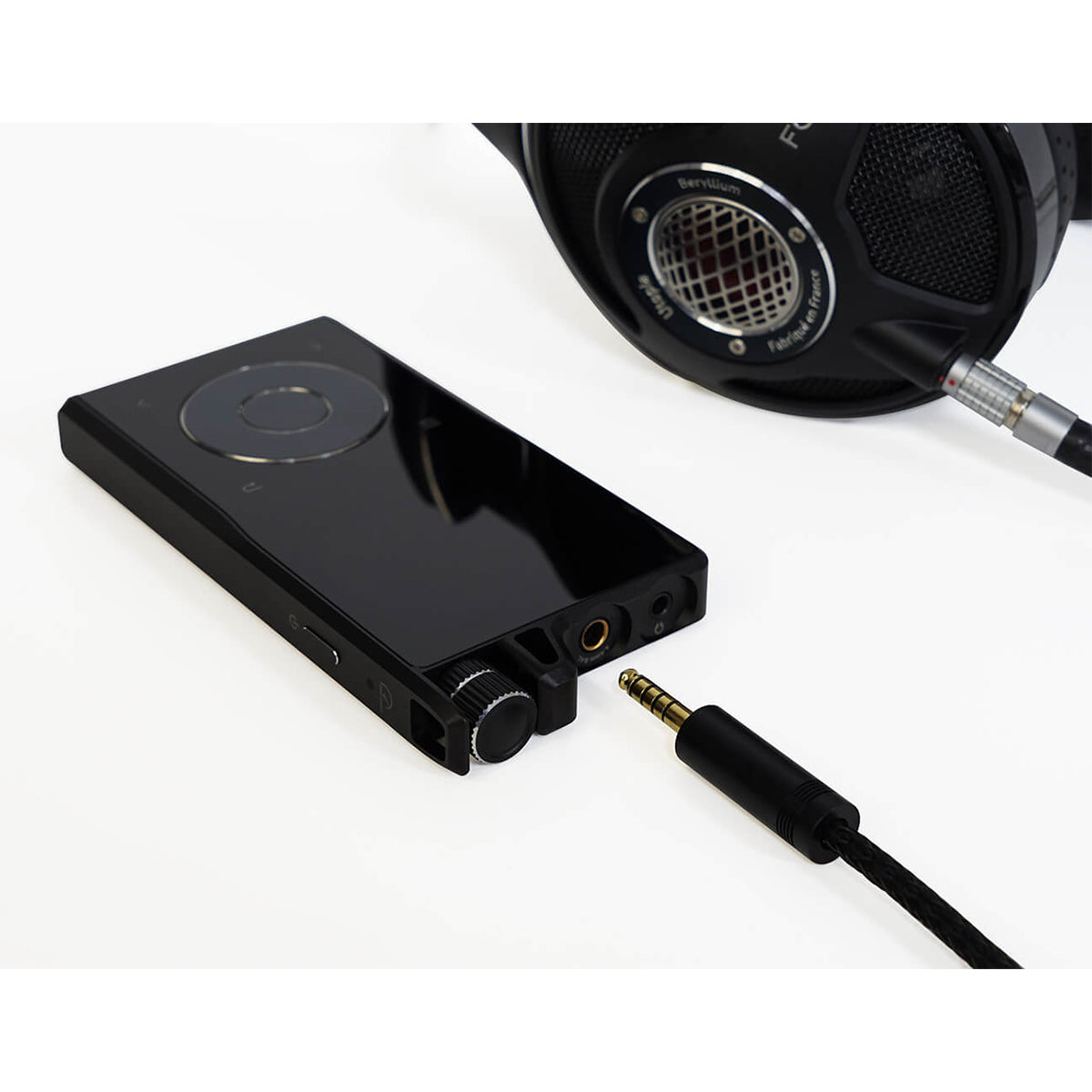 Questyle QPM Portable Music Player
