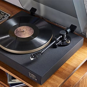 JBL Spinner BT Bluetooth Turntable in gold