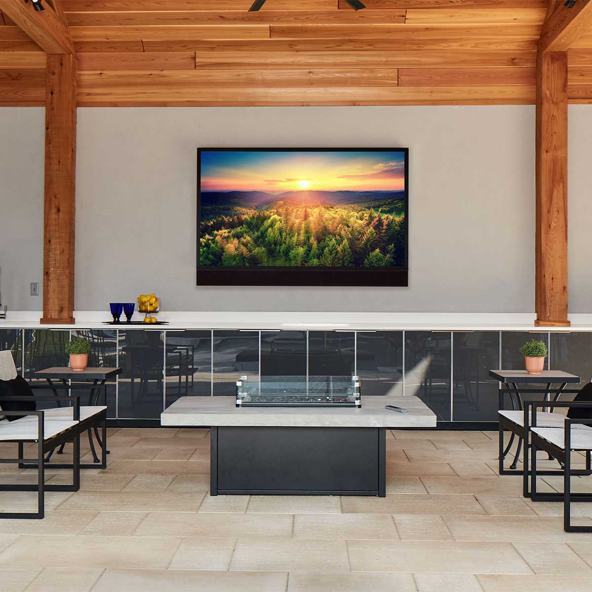 Seura Ultra Bright Outdoor 4K UHD TV