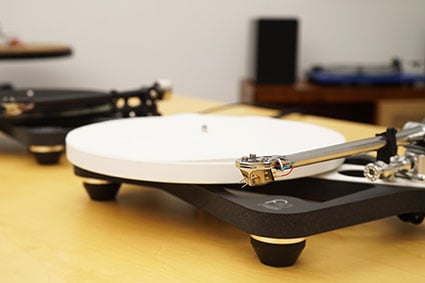 Rega Planar 8 vs 10