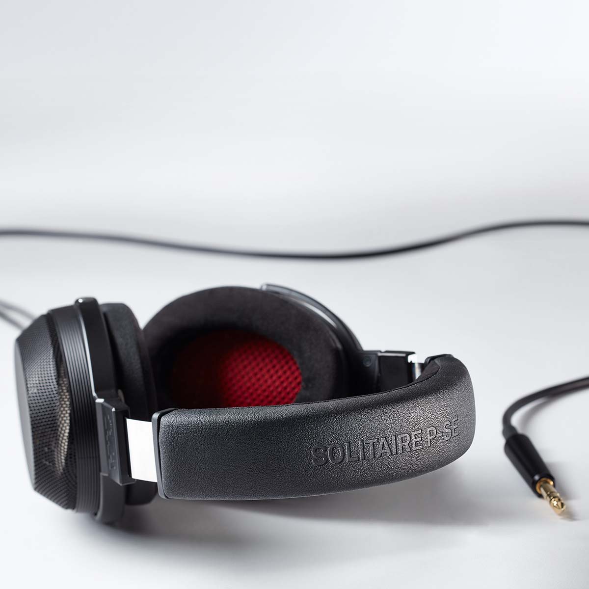 T+A Solitaire P-SE Headphones - Thumbnail 4