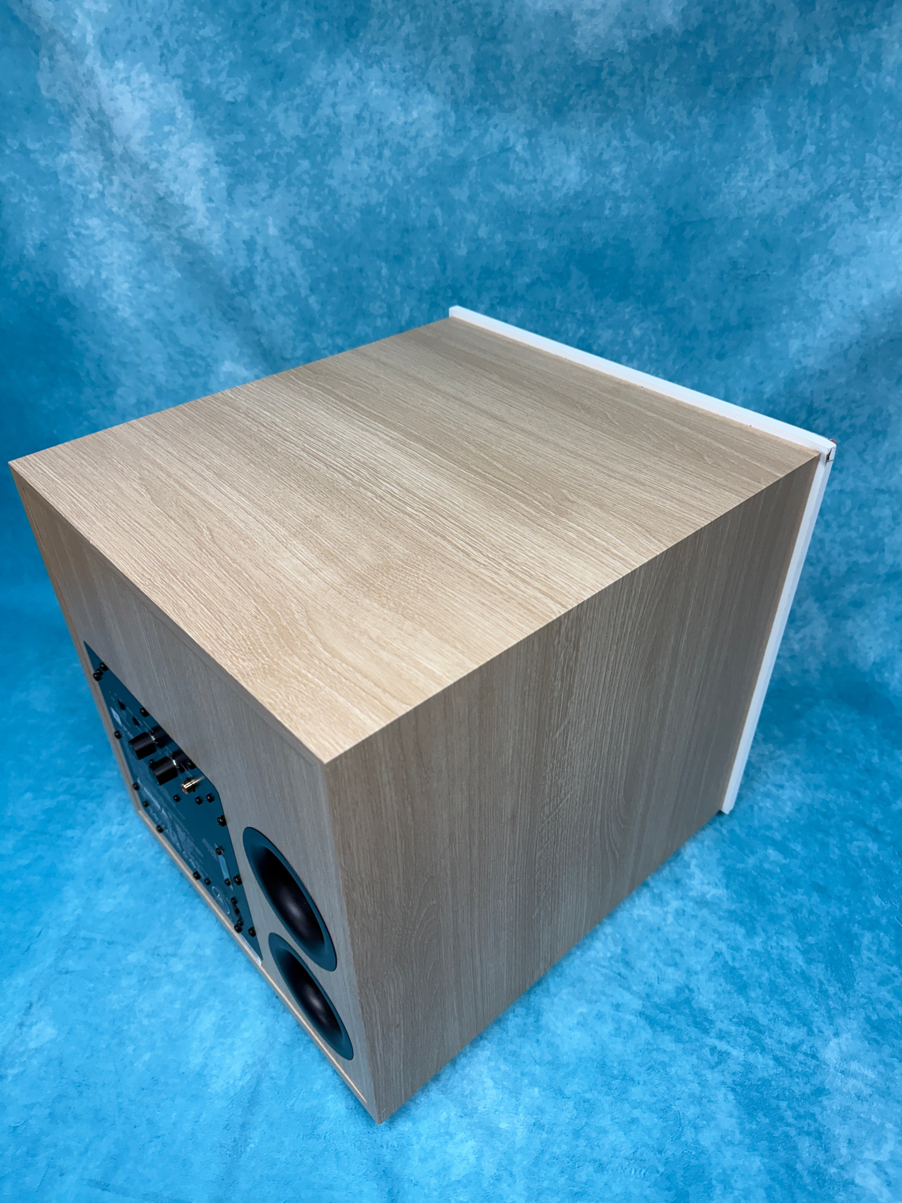 JBL:L200P-WHT-EA-BSB 4