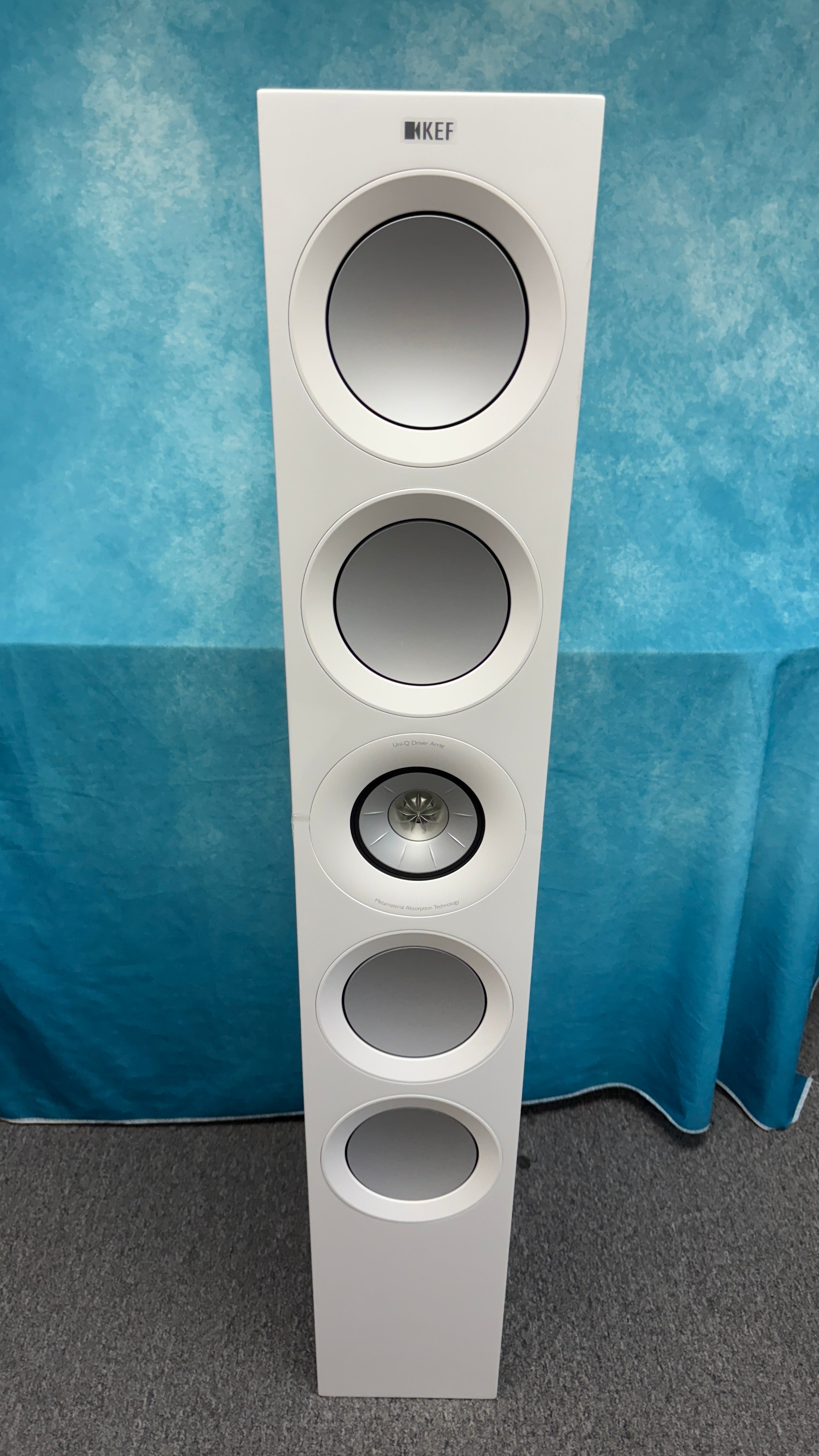 KEF R11 グロスホワイト　新品ペア未使用　 KEF OPEN BOX R11 Meta Tower Speaker - Gloss White - Each - C Grade