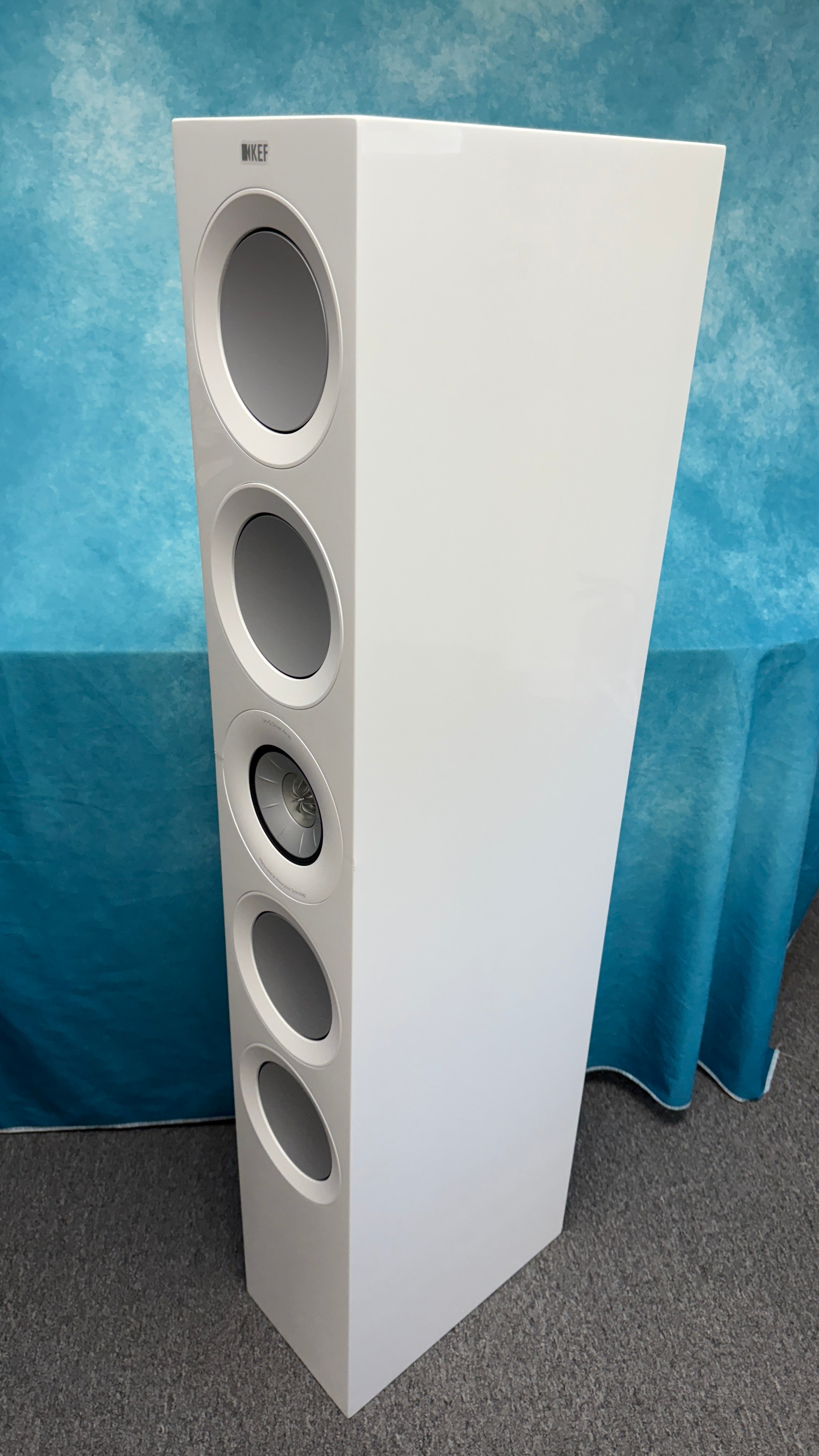 KEF:R11META-GW-EA-BSC 4