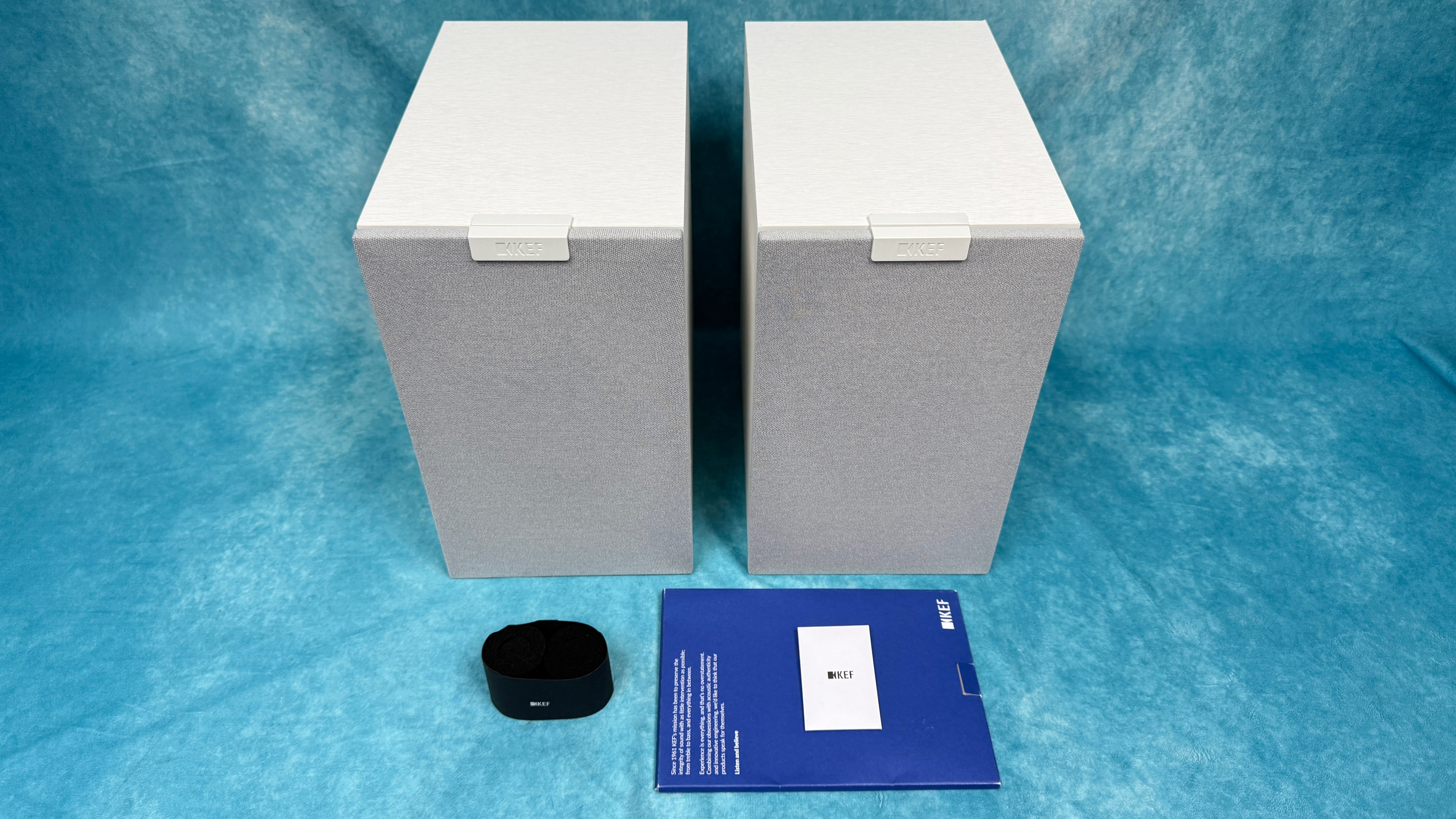 KEF:Q1M-WHT-PR-BSB 1