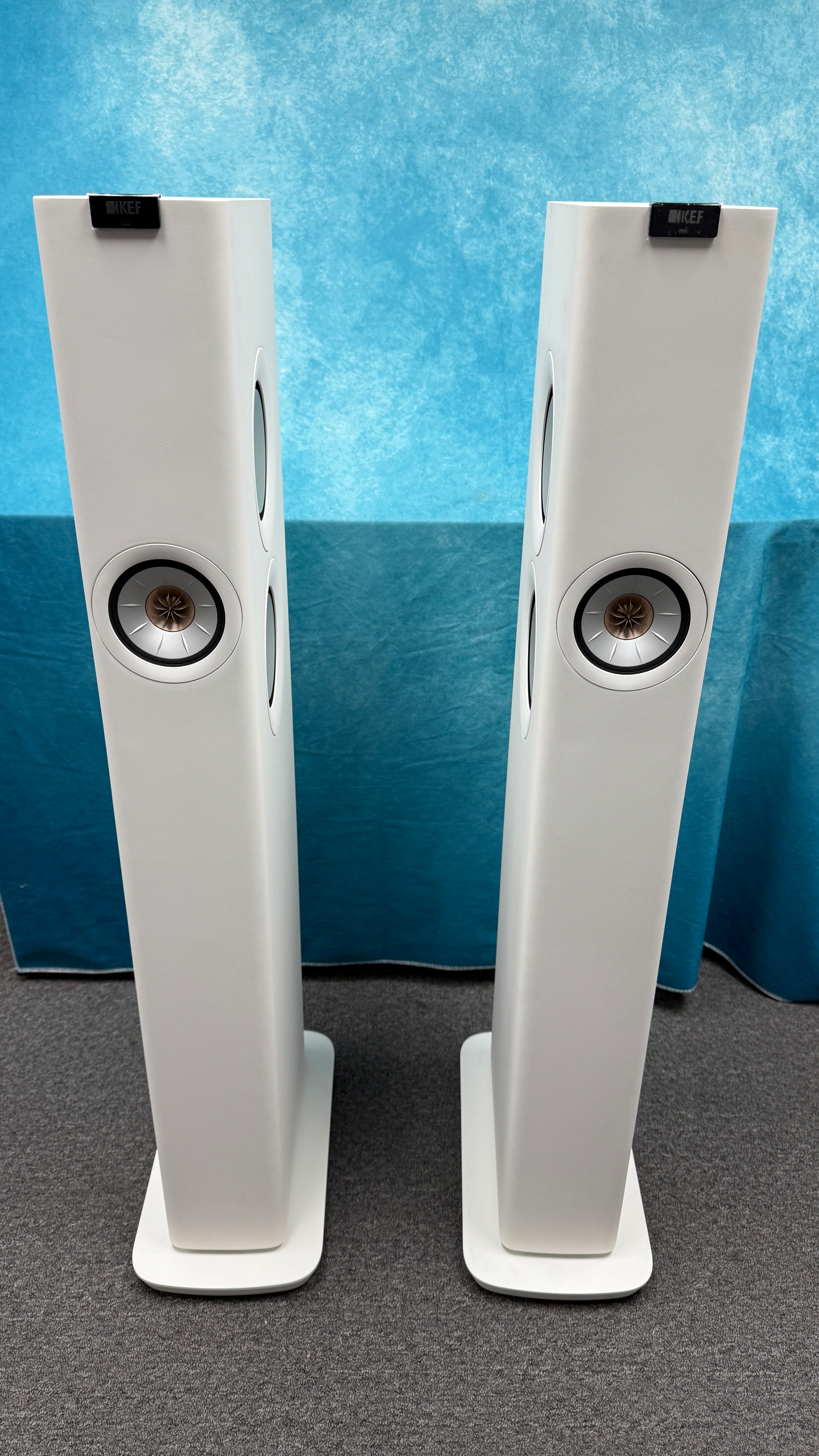 KEF:LS60-WHT-PR-BSB 3