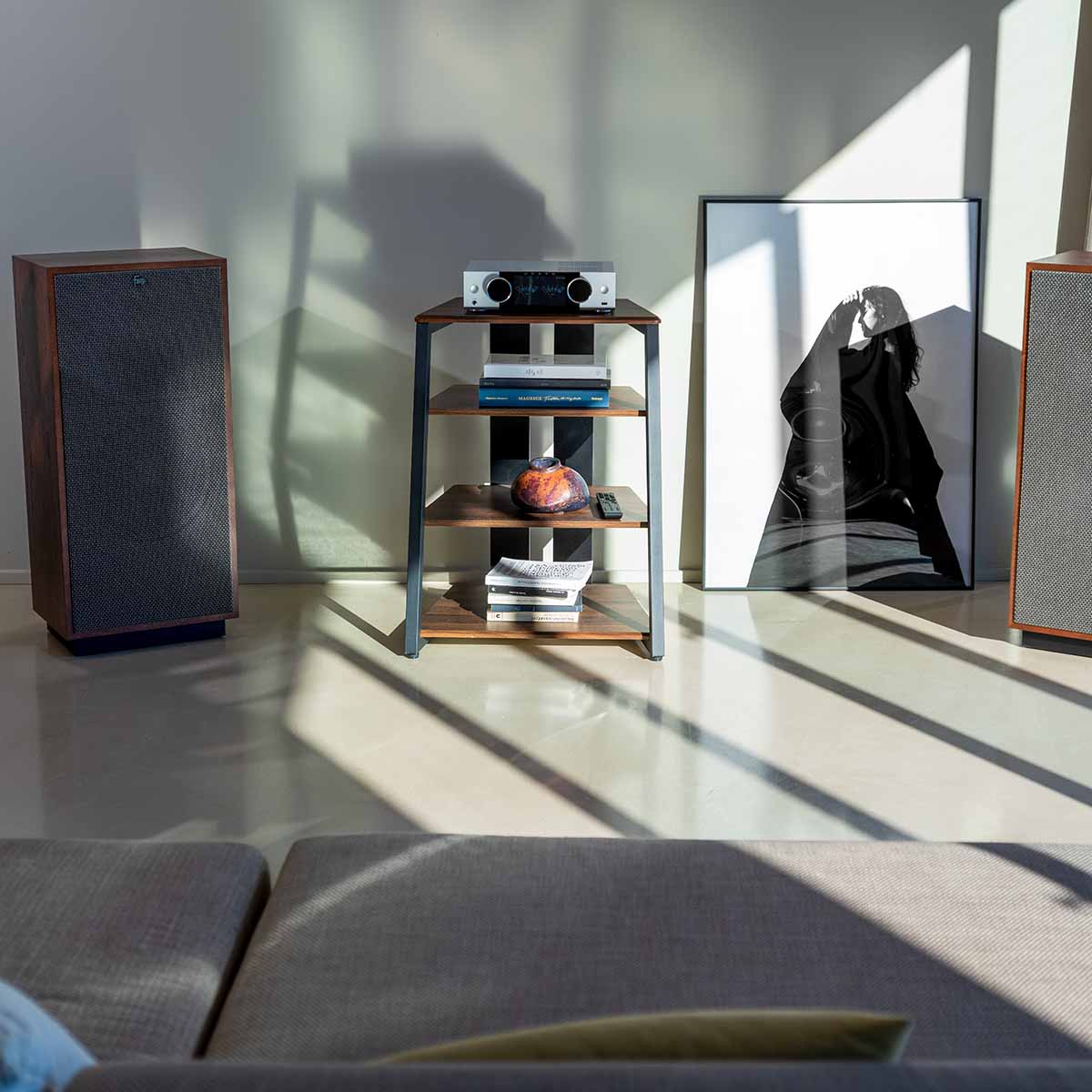 Onkyo Muse Y-50 Network Integrated Amplifier - Silver - lifestyle view of unit on shelf