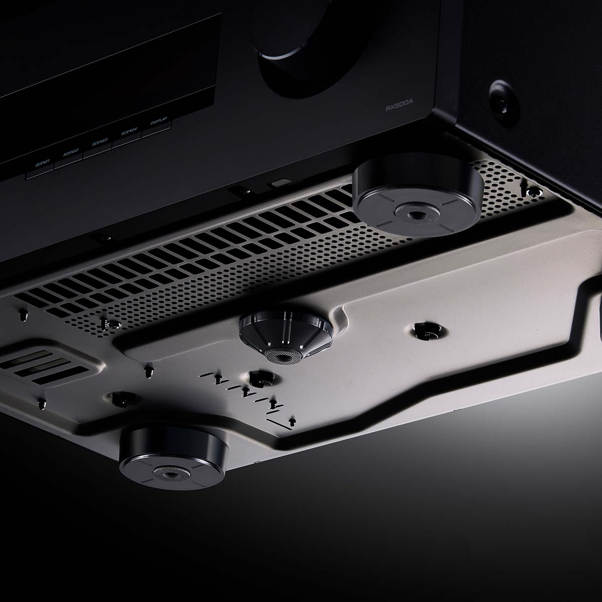 Yamaha RX300A 5.2-Channel AV Receiver - bottom view of unit feet and lower chassis