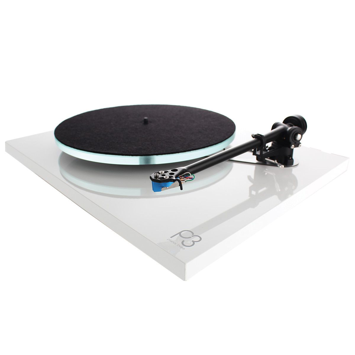 Rega Planar 3 Turntable in white