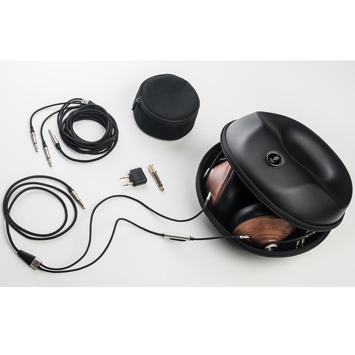 Meze Audio 99 Classics Over-Ear Headphones - accessory view