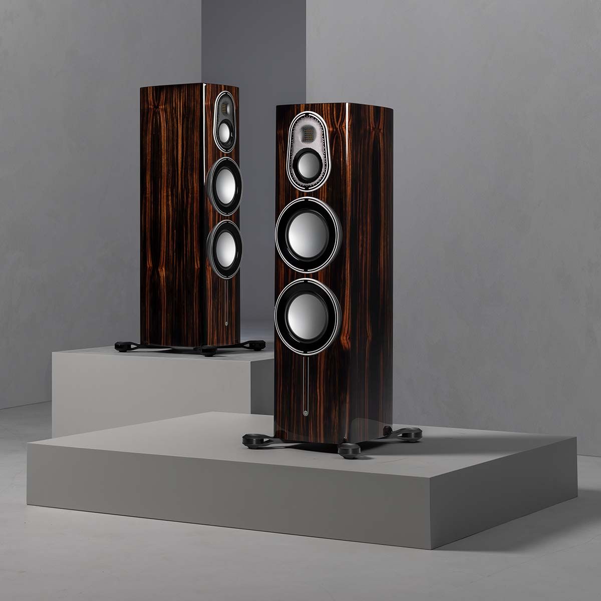 Monitor Audio Platinum 300 3G Floorstanding Loudspeaker - piano ebony pair on grey blocks