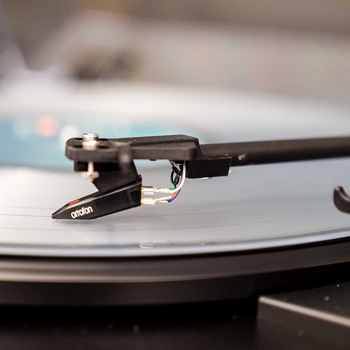 Pro-Ject Automat A1 Turntable with Ortofon OM10 Cartridge