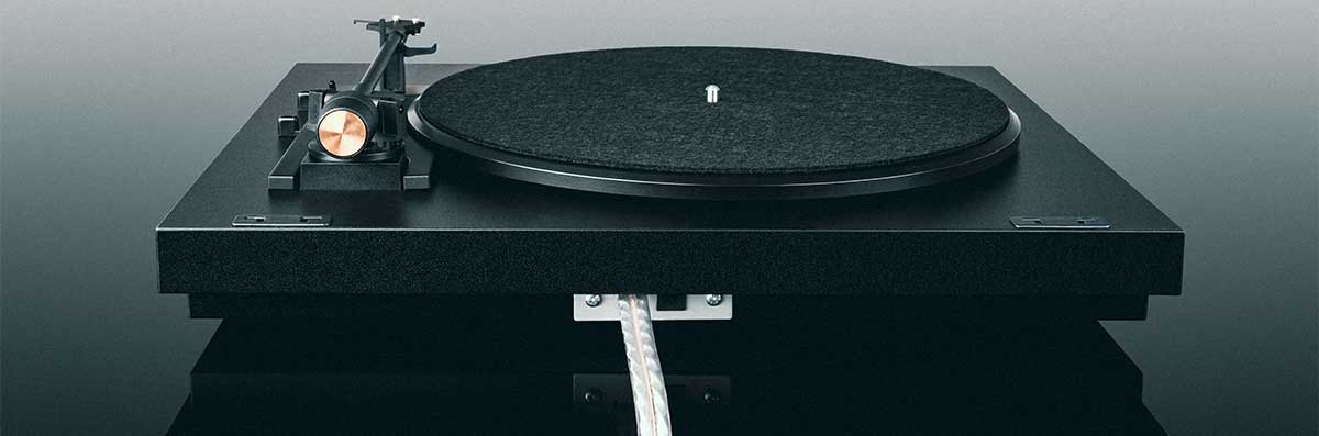 Rear shot of Pro-Ject Automat A1 turntable with connect it E cables