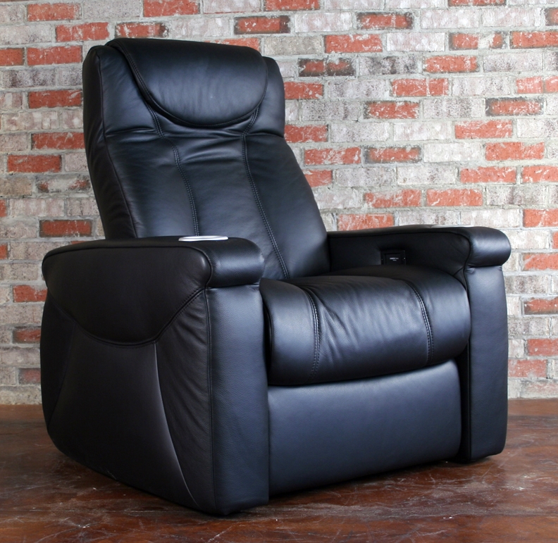 The most comfortable theater seat on the planet, the Le Grande from CinemaTech