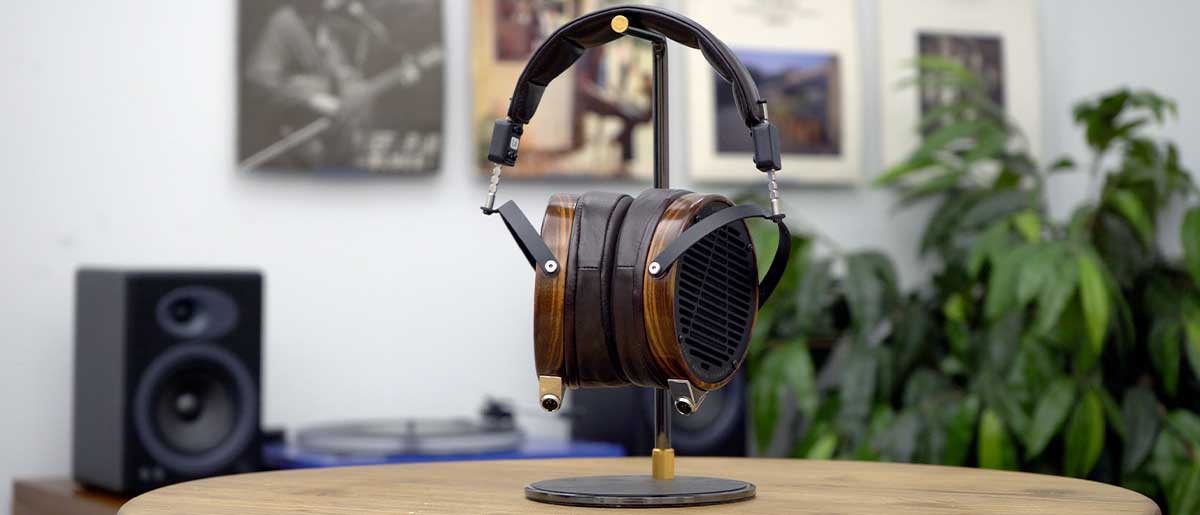 Audeze LCD-3 stand