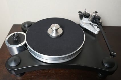 Eliminate Static Cling & Improve Your Vinyl Sound with Auditorium 23 & SPEC Turntable Mats