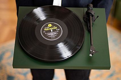 2023 Top 5 Vinyl Record Players under $1,000